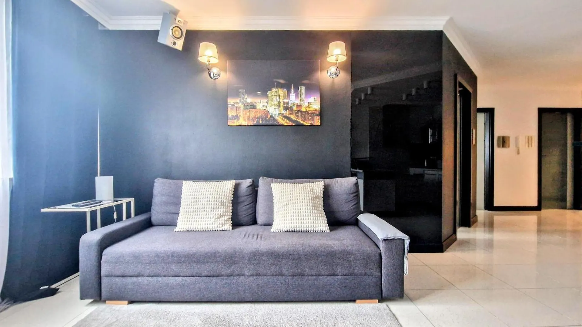 Sky Apartment Varsó 0*,  Lengyelország
